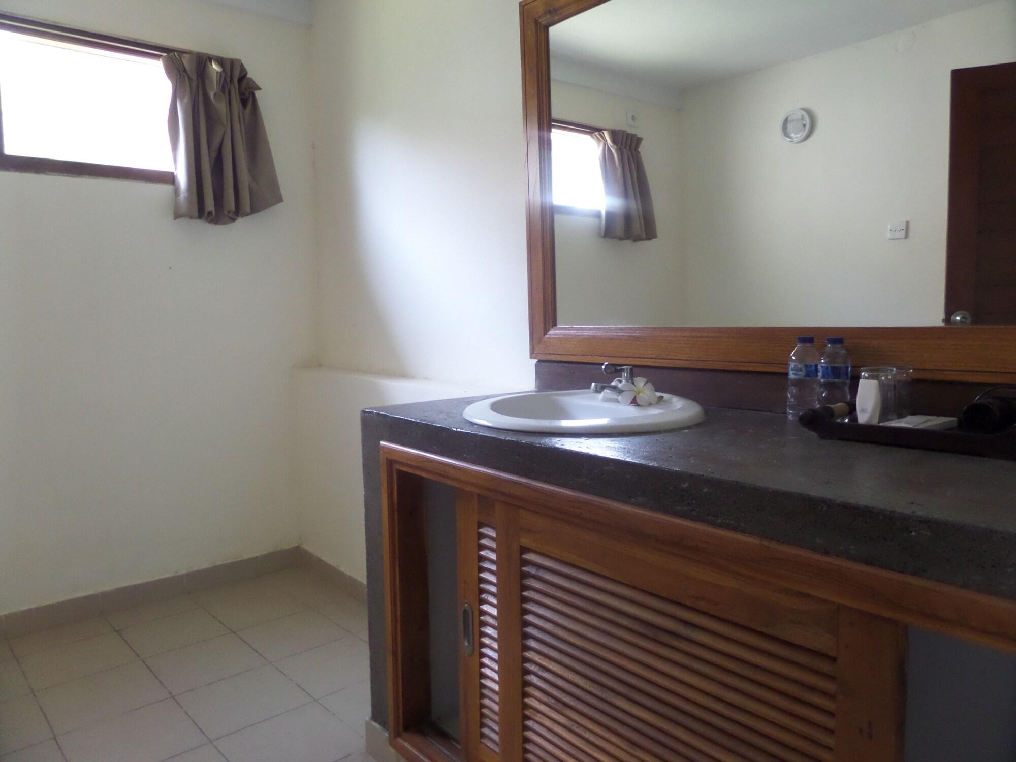 Padma Kumala Hotel Nusa Lembongan  Luaran gambar
